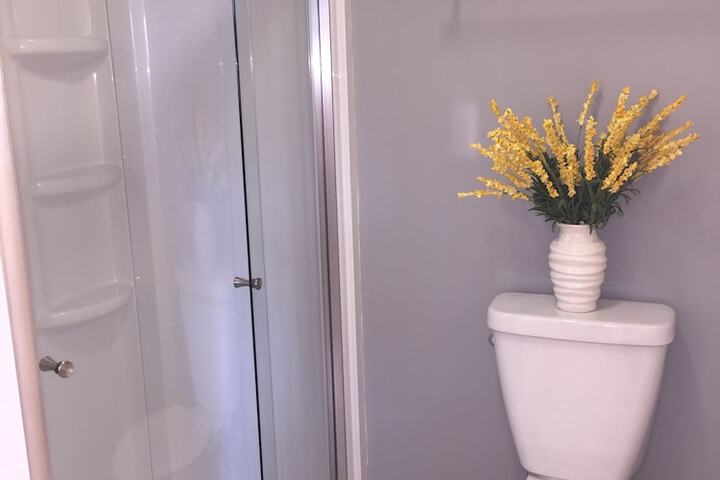 Room 9 of 23