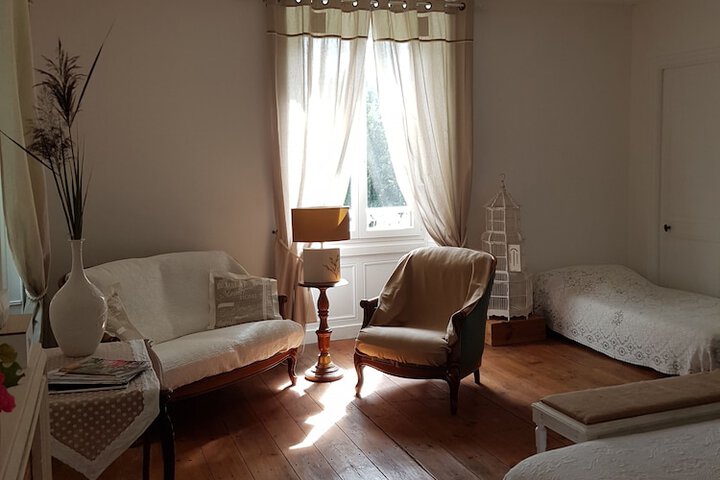 Room 7 of 60