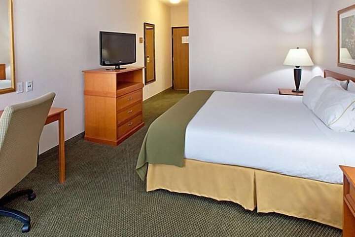Room 30 of 63