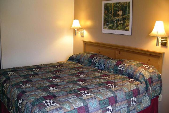 Room 33 of 54