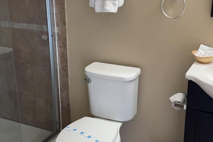 Room 14 of 25