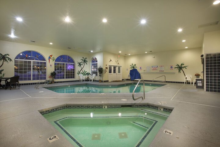 Pool 8 of 41