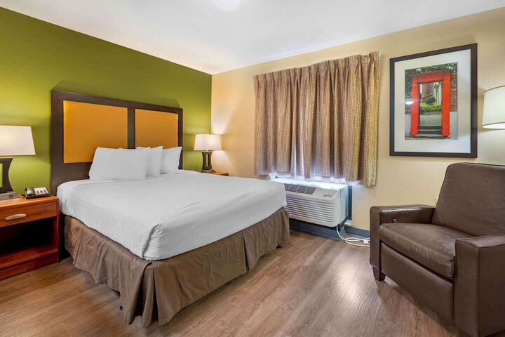 Room 14 of 41