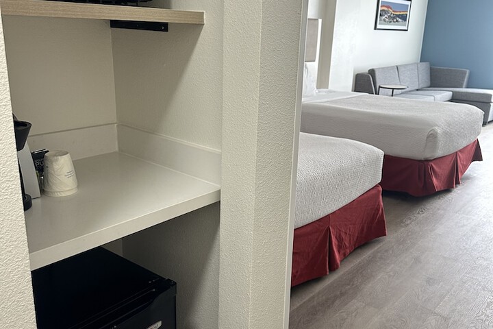 Room 63 of 76