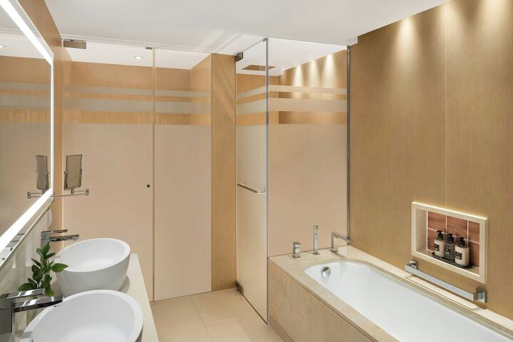 Pine Cliffs Ocean Suites a Luxury Collection Resort & Spa
