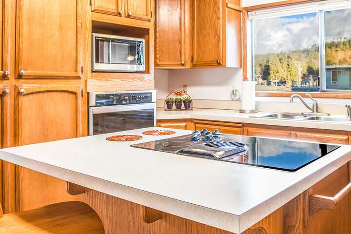 Cornet Bay Cottage in Oak Harbor