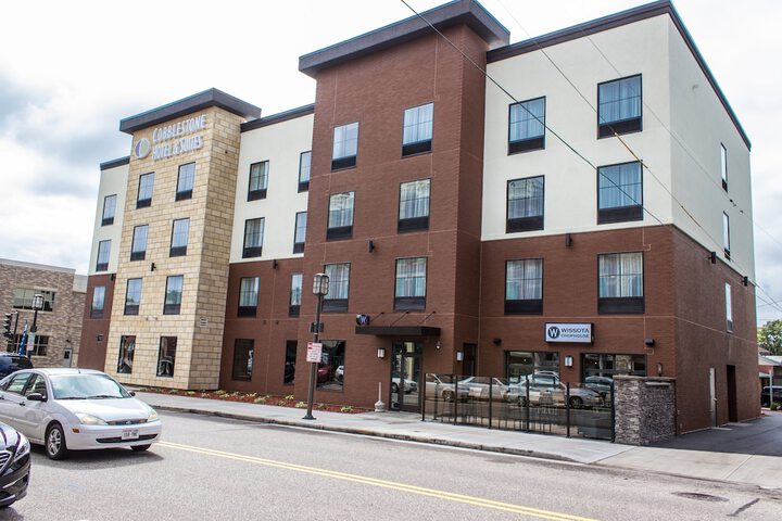 Hotel 6 of 78