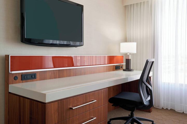 Room 12 of 68