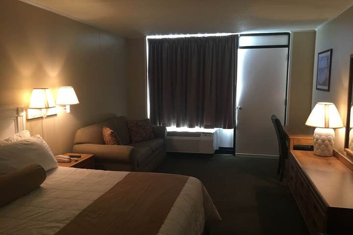 Fenwick Islander Motel