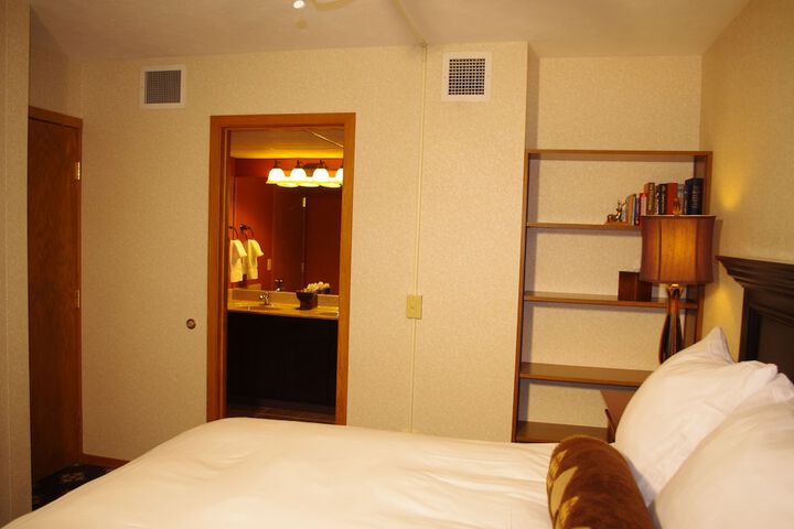 Room 79 of 125
