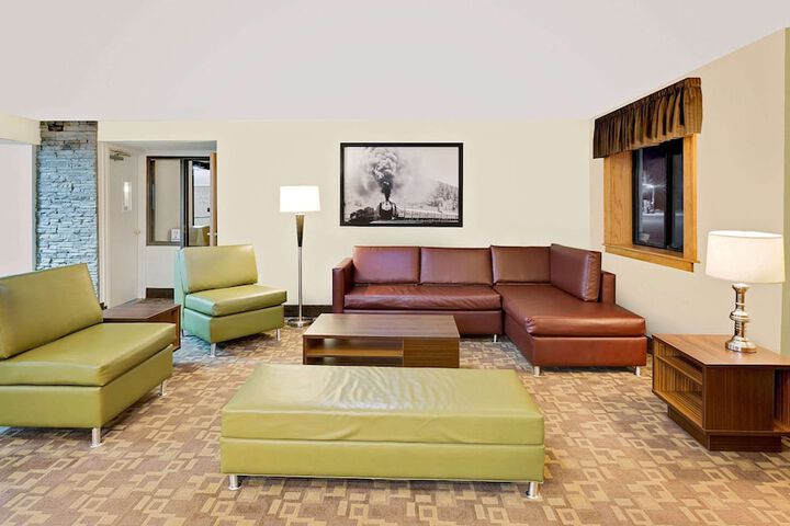 Hotel Interior 5 of 19