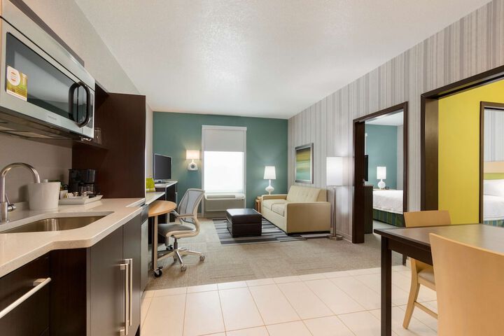 Room 8 of 23