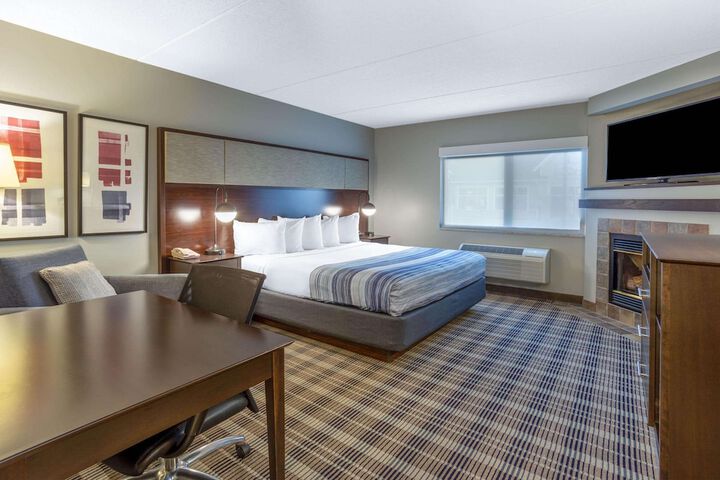 Room 5 of 27