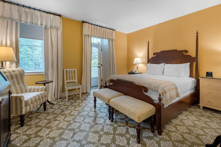Room 47 of 185