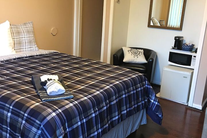 Room 109 of 177