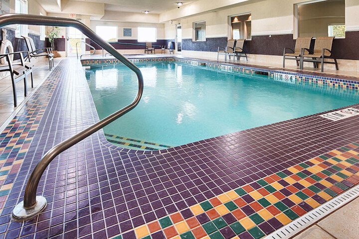 Pool 3 of 26