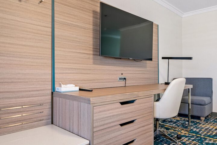 Room 47 of 64