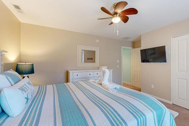 Bayville Shores --- 35729 Coleman Ave