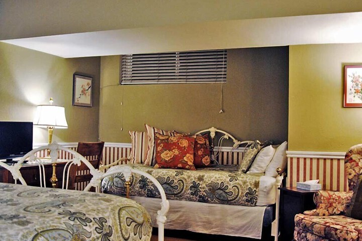 Room 14 of 39