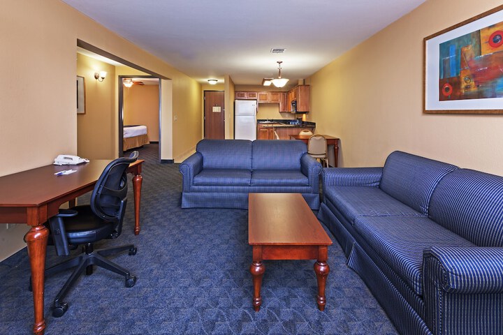 Room 25 of 40