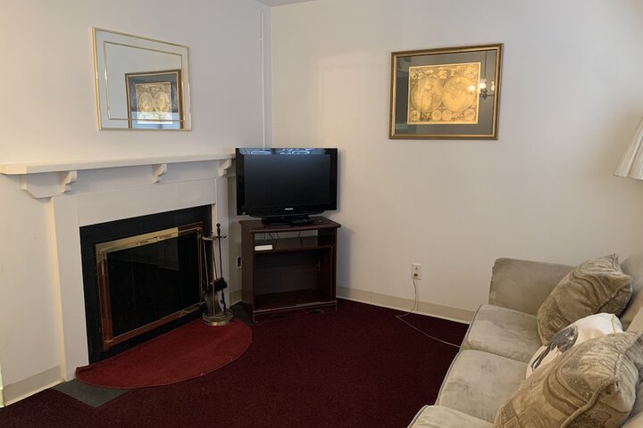 Room 102 of 165