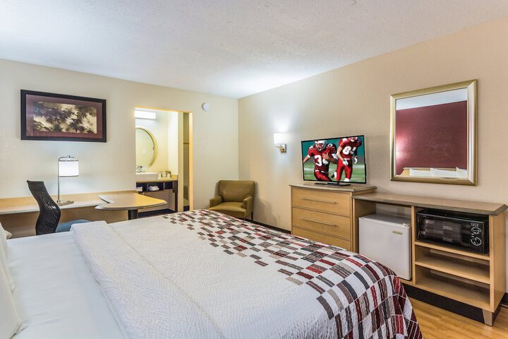Room 21 of 40