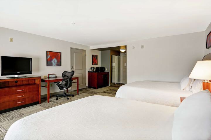 Room 21 of 48