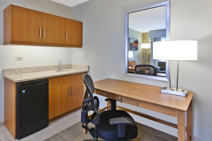Room 12 of 61