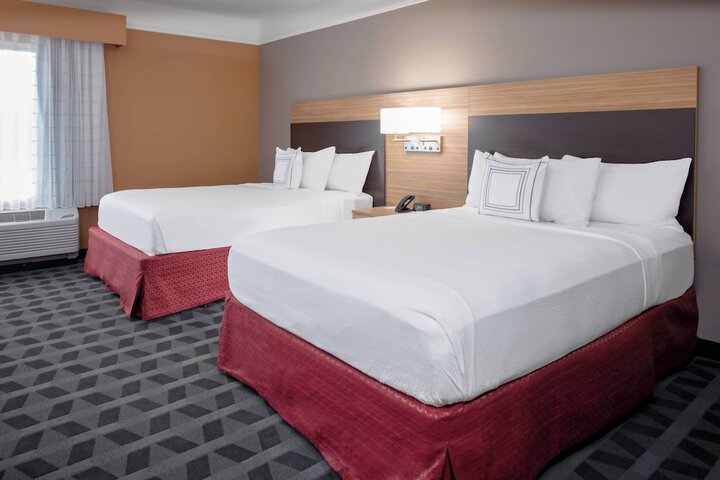 Room 14 of 20
