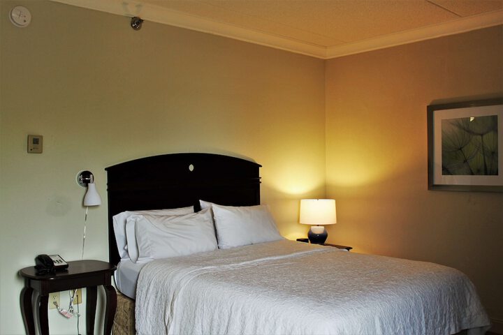 Room 15 of 35