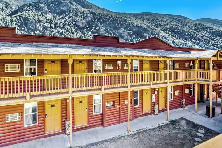 Georgetown Lodge