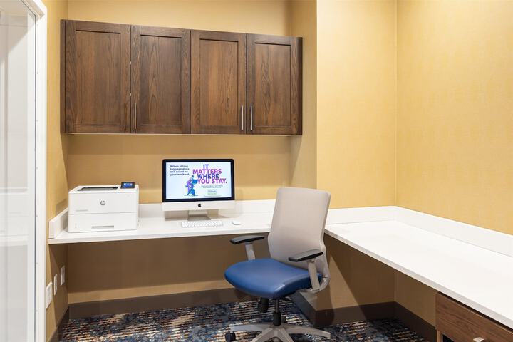 Hampton Inn & Suites Logan