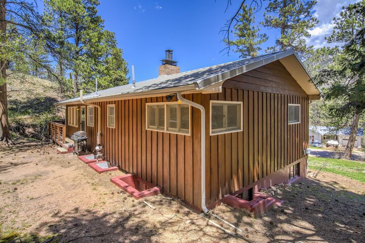 Adventure Cabin