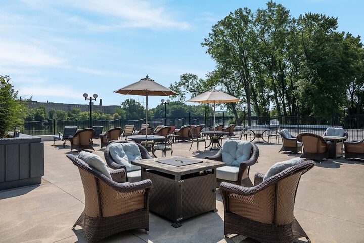 Radisson Hotel Grand Rapids Riverfront