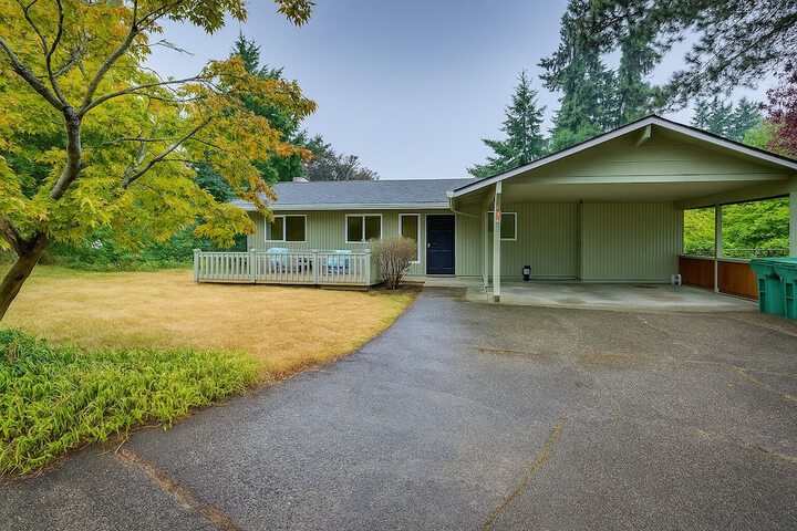 Peaceful House in Lake Forest Park