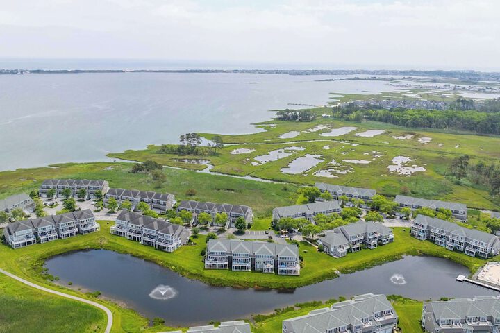 Whale of a Time Waterfront Stay for 10 With Resort-style Amenities
