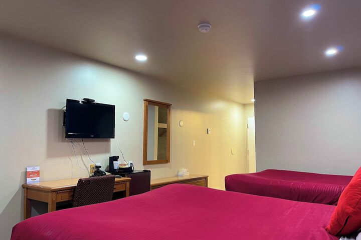 Room 30 of 41