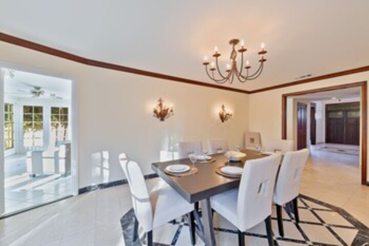 5BDRM Villa Via Mil Cumbres