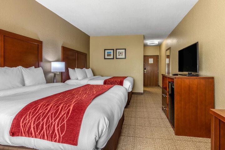 Room 9 of 40