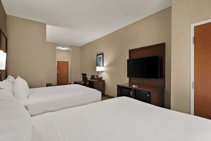 Room 13 of 30