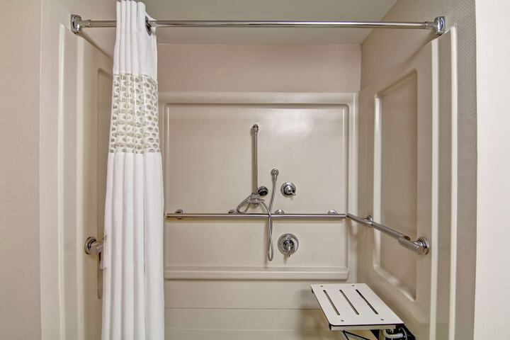 Room 16 of 59
