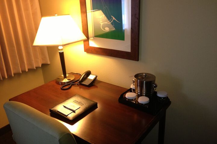 Room 17 of 39