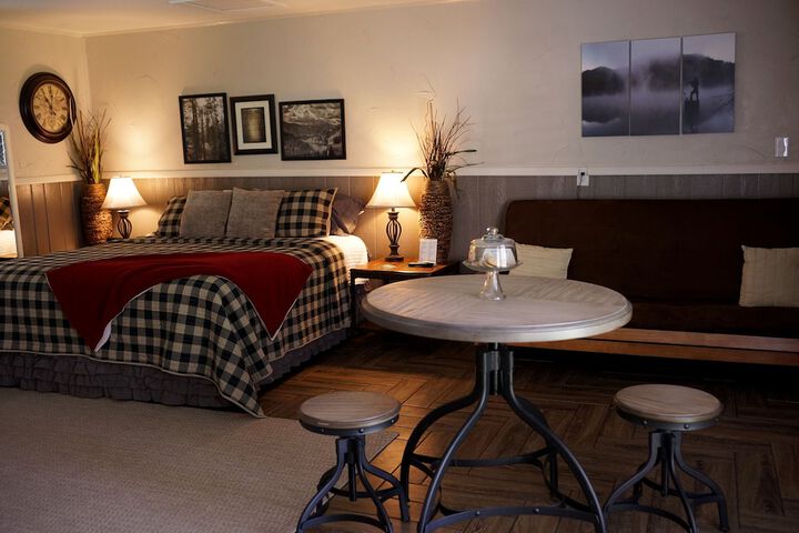 Room 7 of 48