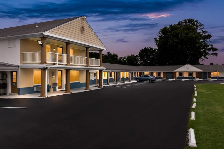 Econo Lodge Palmyra - Hershey