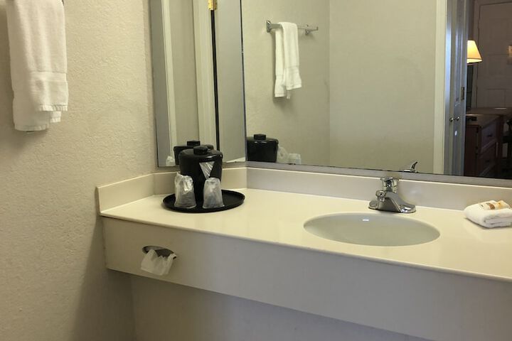 Room 15 of 59