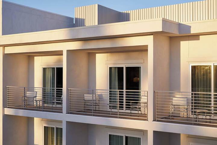 Hotel Paseo Autograph Collection by Marriott