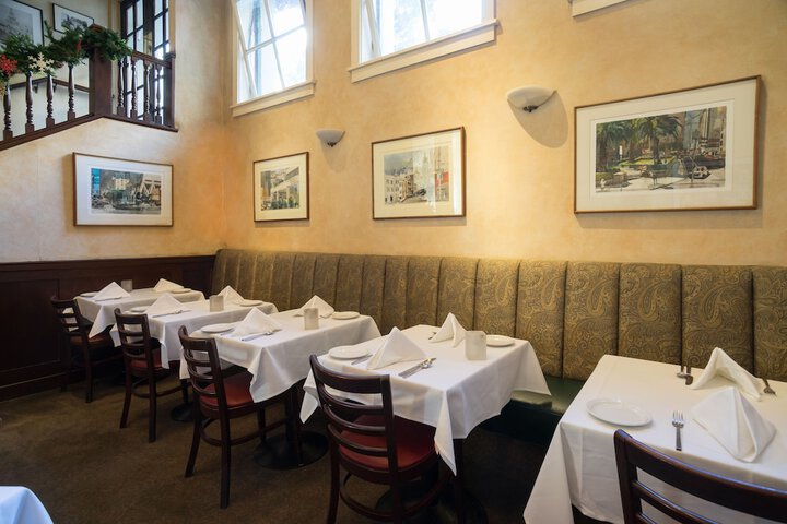 Dining 40 of 41
