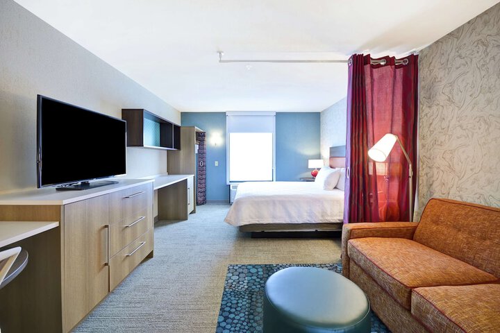 Home2 Suites by Hilton Portland Airport