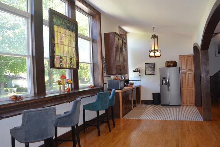 McGrady Inn - Bed & Breakfast