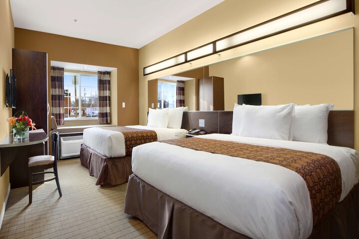 Microtel Inn & Suites by Wyndham Shelbyville